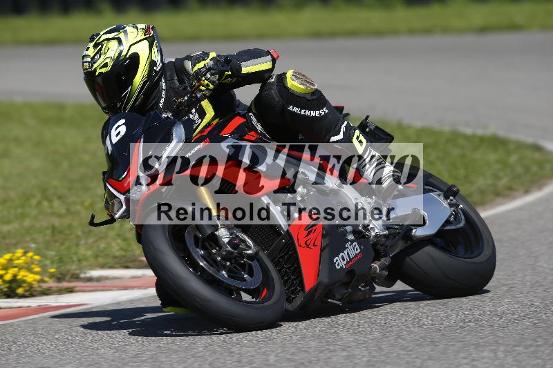 /Archiv-2024/29 12.06.2024 MOTO.CH Track Day ADR/Gruppe gelb/16